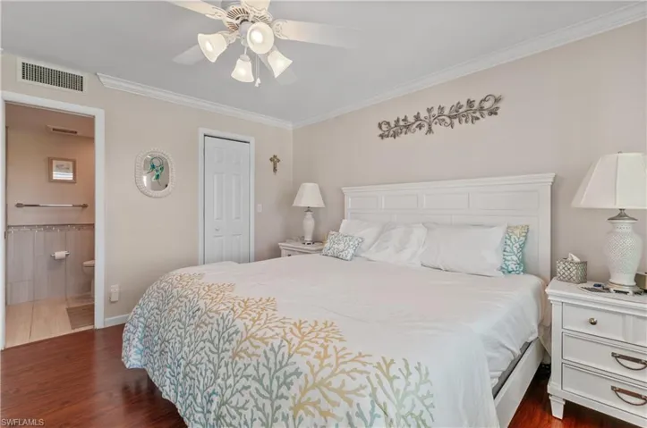 37  High Point E CIR, Naples, FL 34103