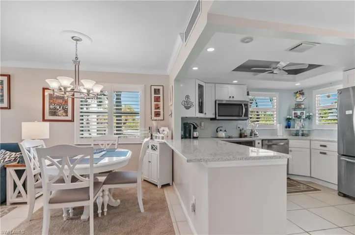 37  High Point E CIR, Naples, FL 34103