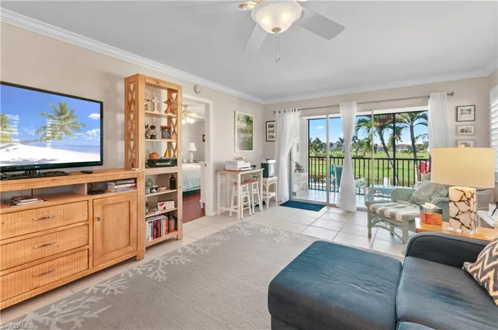 37  High Point E CIR, Naples, FL 34103