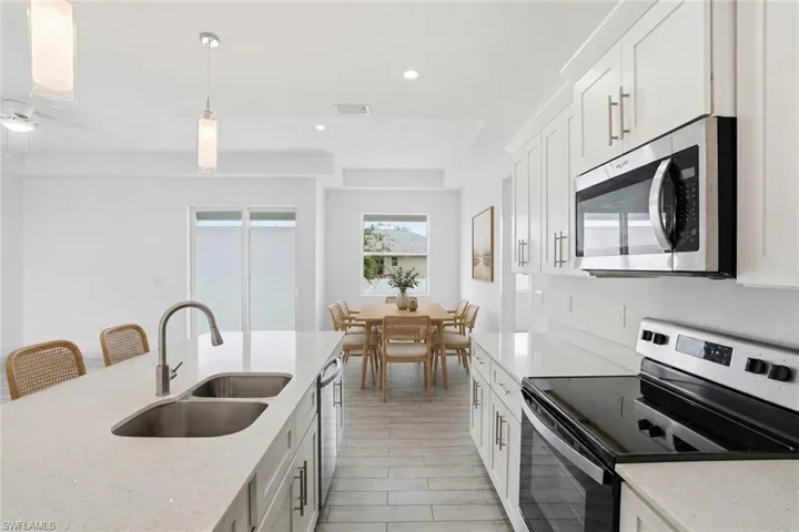 326 NE 20th  TER, Cape Coral, FL 33909