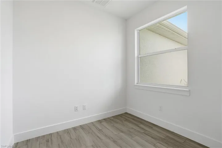 326 NE 20th  TER, Cape Coral, FL 33909
