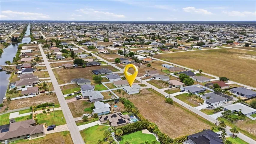 326 NE 20th  TER, Cape Coral, FL 33909