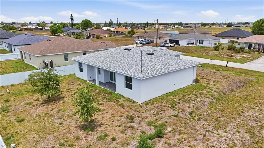326 20th Ter, Cape Coral, Florida 33909