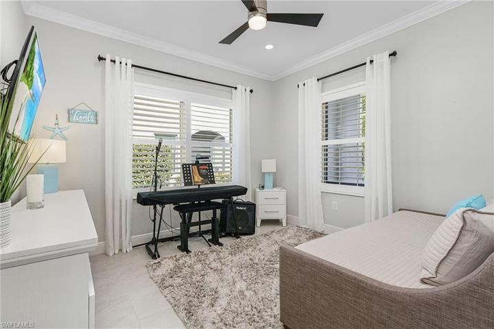 Den or optional 3rd bedroom