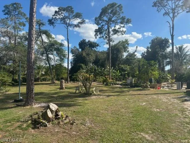 1496  Saint Clair Shores  RD, Naples, FL 34104