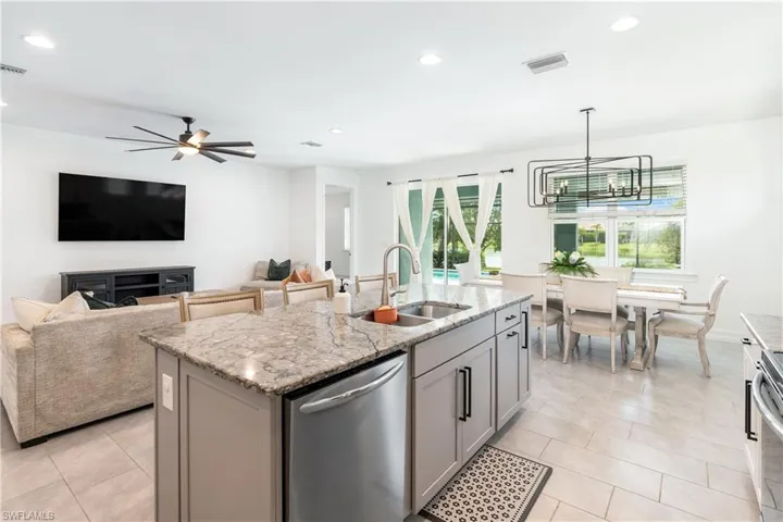 14837 Windward Ln, Naples, Florida 34114