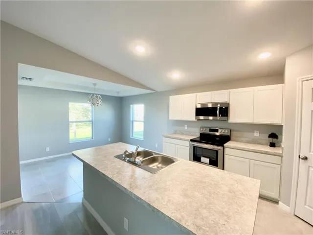 1427 NE 33rd  TER, Cape Coral, FL 33909