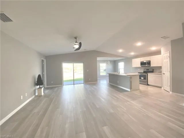 1427 NE 33rd  TER, Cape Coral, FL 33909