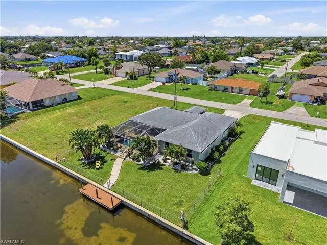 522 Se 4th St, Cape Coral, Florida 33990