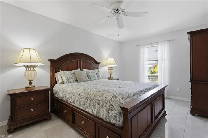 Guest Bedroom #1