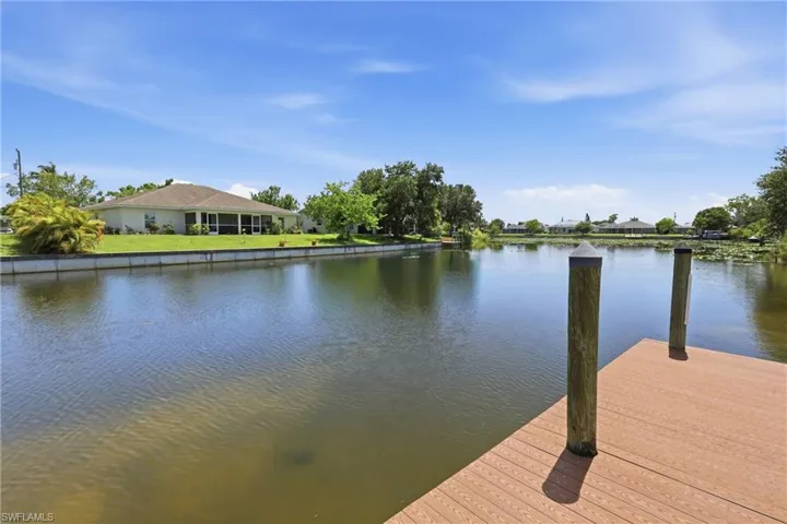 522 Se 4th St, Cape Coral, Florida 33990
