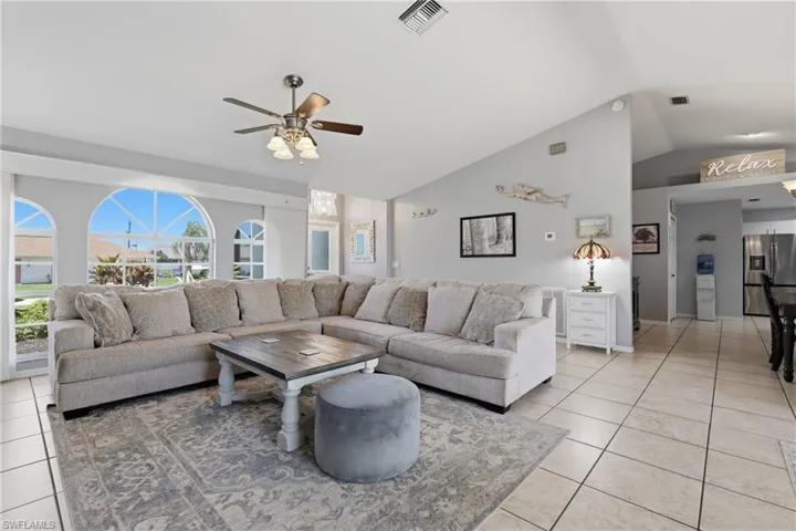 522 Se 4th St, Cape Coral, Florida 33990