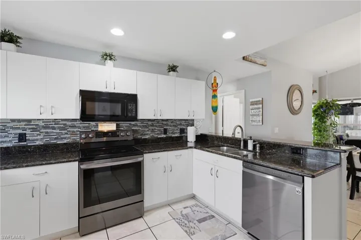 522 Se 4th St, Cape Coral, Florida 33990