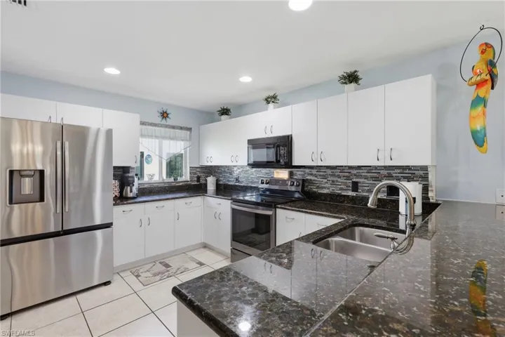 522 Se 4th St, Cape Coral, Florida 33990