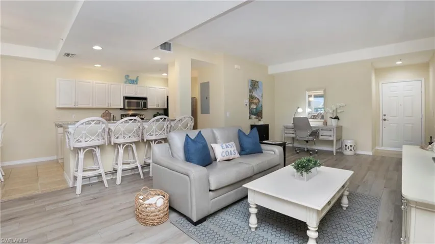 360 Stella Maris Dr N # 2404, Naples, Florida 34114