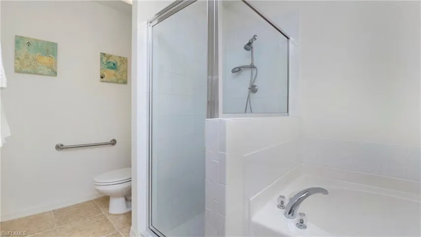 360 Stella Maris Dr N # 2404, Naples, Florida 34114