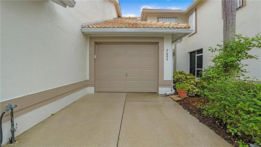 360 Stella Maris Dr N # 2404, Naples, Florida 34114