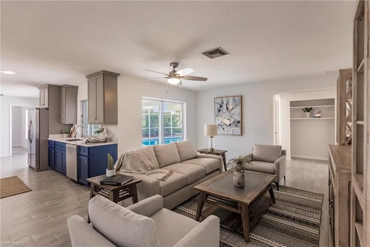 527 SW 57th ST, CAPE CORAL FL 33914