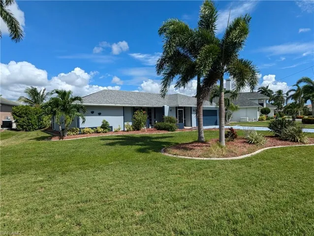527 SW 57th ST, CAPE CORAL FL 33914