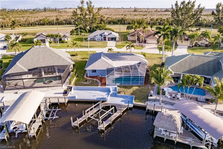 527 SW 57th ST, CAPE CORAL FL 33914