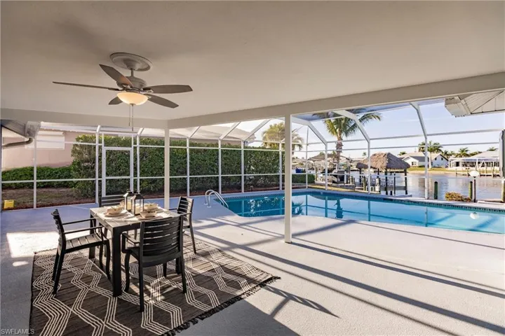 527 SW 57th ST, CAPE CORAL FL 33914