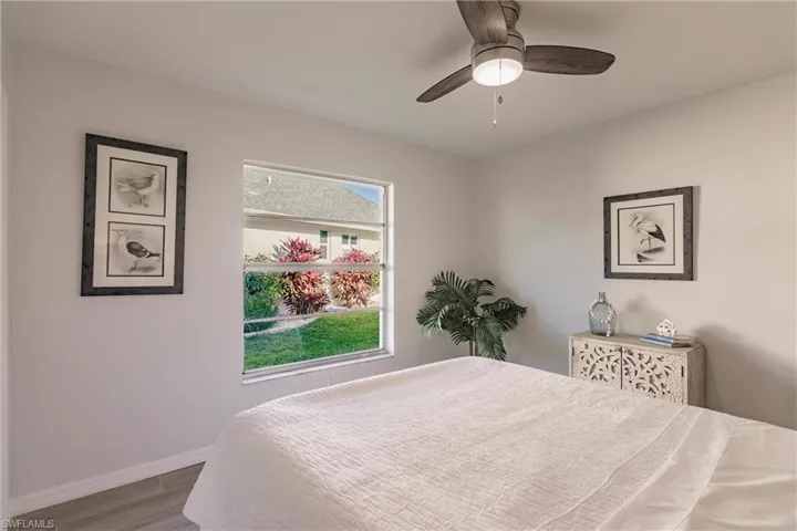 527 SW 57th ST, CAPE CORAL FL 33914