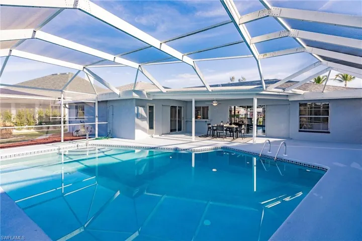 527 SW 57th ST, CAPE CORAL FL 33914
