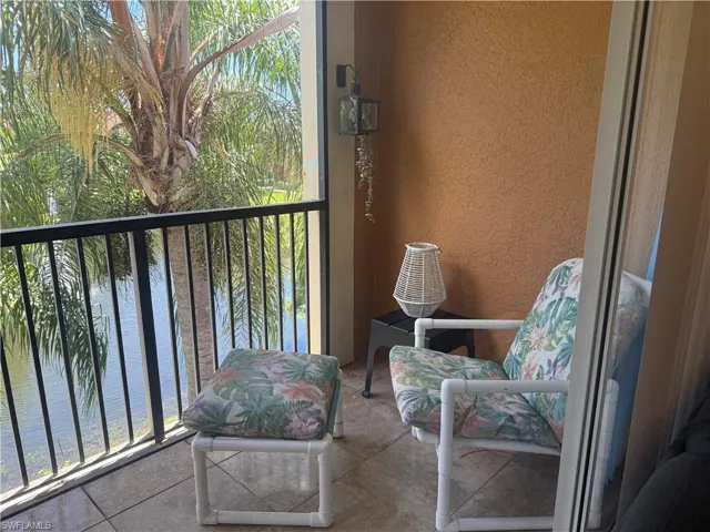 1180 Reserve Way 302, Naples, Florida 34105