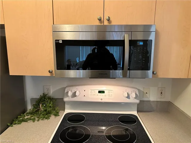 1180 Reserve Way 302, Naples, Florida 34105