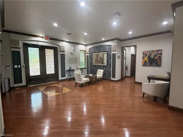 1180 Reserve Way 302, Naples, Florida 34105