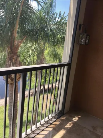 1180 Reserve Way 302, Naples, Florida 34105