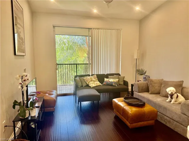 1180 Reserve Way 302, Naples, Florida 34105