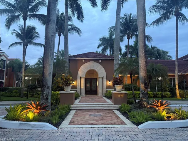 1180 Reserve Way 302, Naples, Florida 34105
