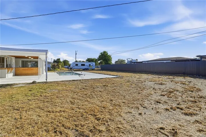 312  Hollywood  ST, Lehigh Acres, FL 33936