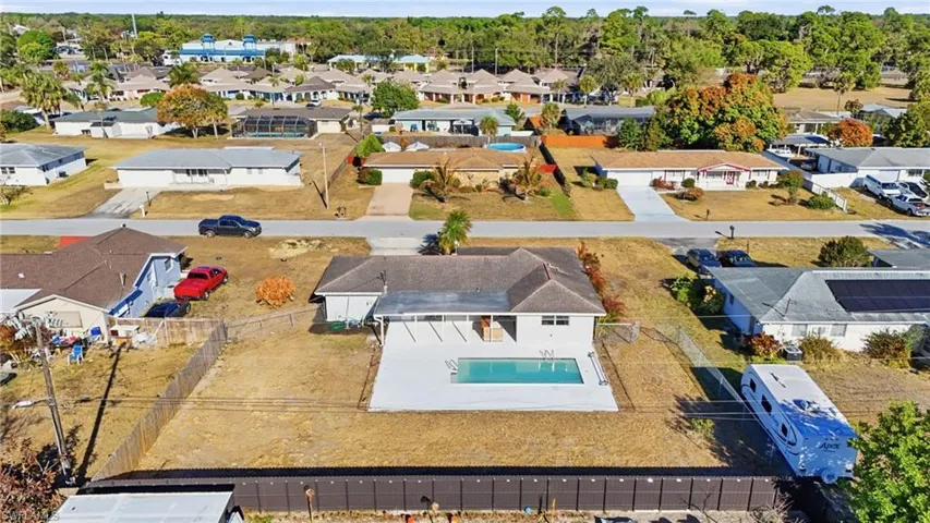 312  Hollywood  ST, Lehigh Acres, FL 33936