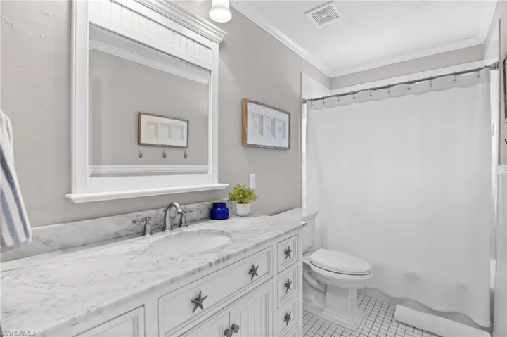 261  Kirtland  DR, Naples, FL 34110