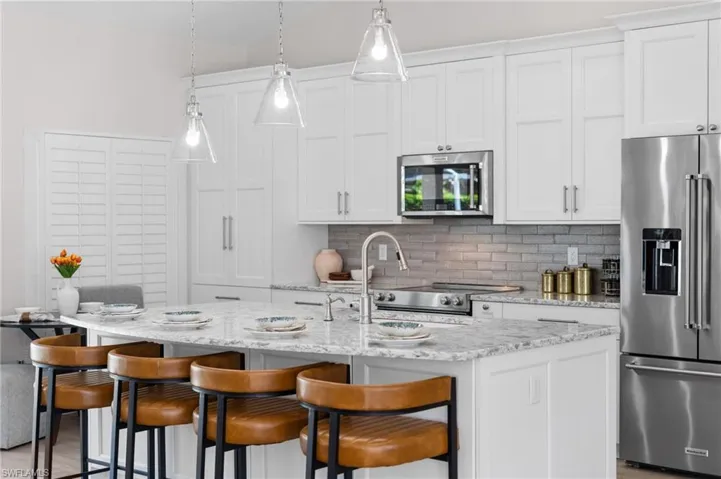 261  Kirtland  DR, Naples, FL 34110
