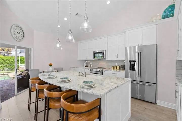 261  Kirtland  DR, Naples, FL 34110
