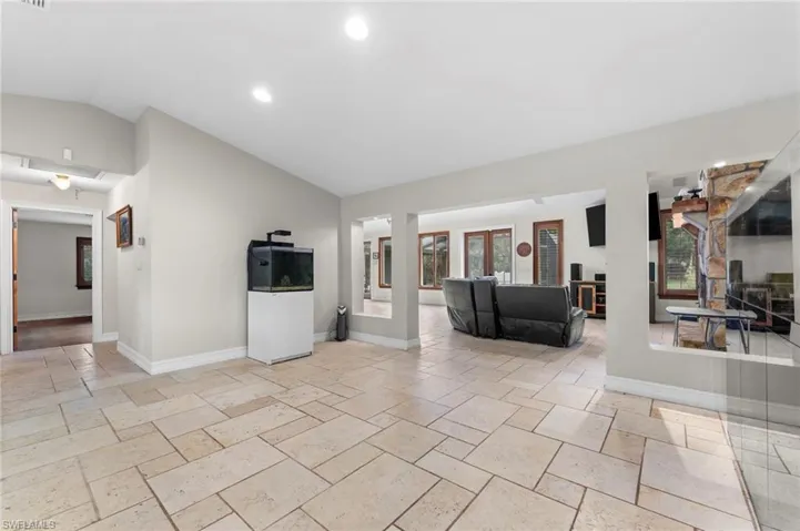 840 Jung Blvd W, Naples, Florida 34120