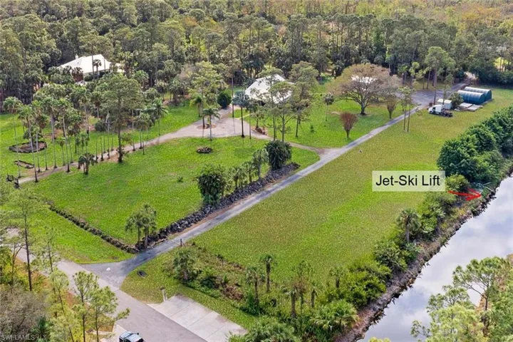 840 Jung Blvd W, Naples, Florida 34120