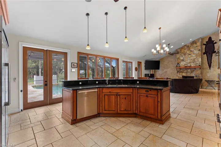 840 Jung Blvd W, Naples, Florida 34120