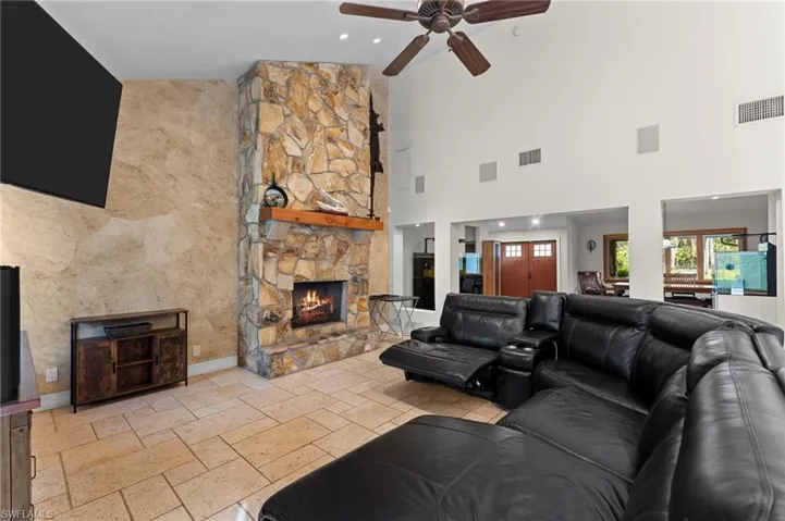 840 Jung Blvd W, Naples, Florida 34120