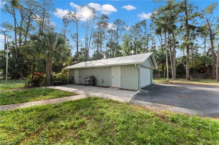 840 Jung Blvd W, Naples, Florida 34120