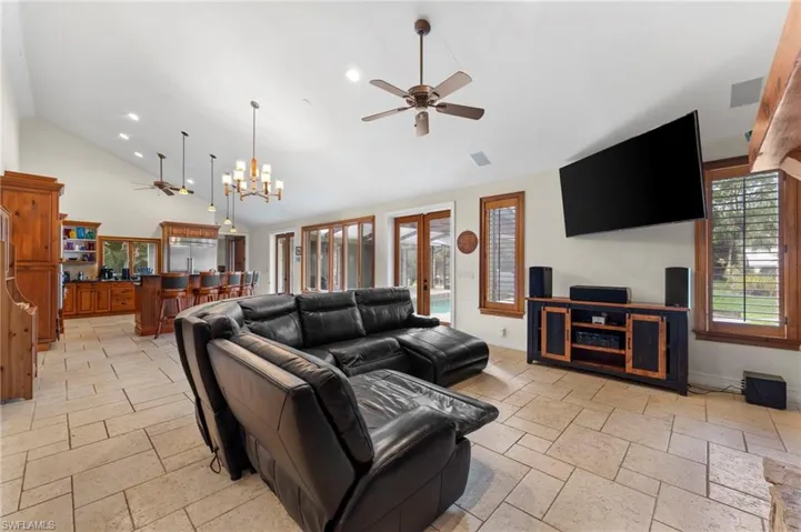 840 Jung Blvd W, Naples, Florida 34120