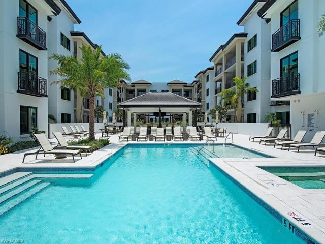Quattro at Naples Square outdoor dining, natural gas grills, firepit, pool and spa, and courtyard for resident's only to enjoy year round.