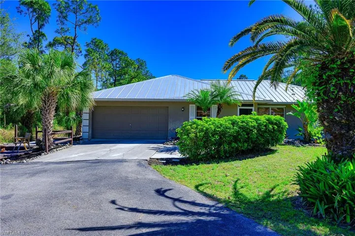 110  29th SW ST, Naples, FL 34117