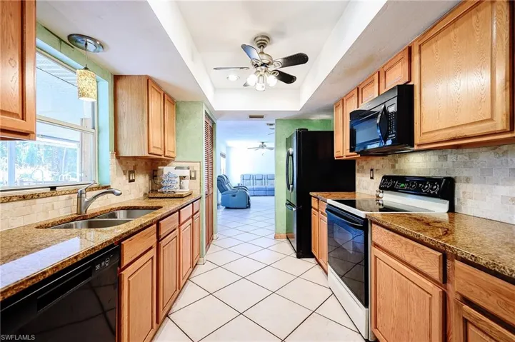 110  29th SW ST, Naples, FL 34117