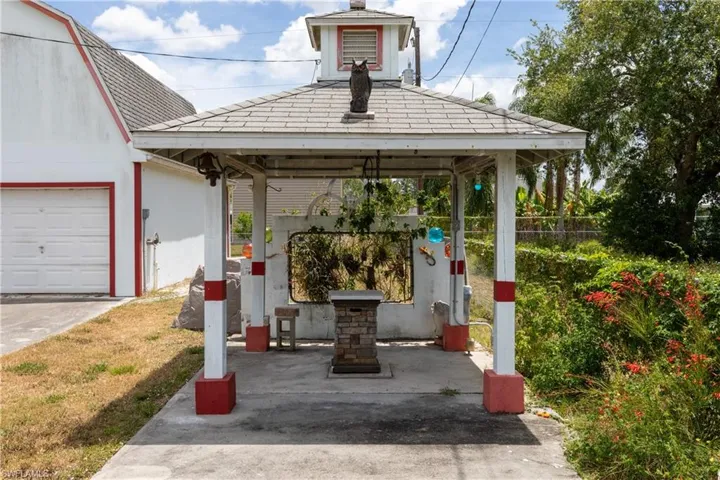 1304 Edward Ave, Lehigh Acres Fl 33972