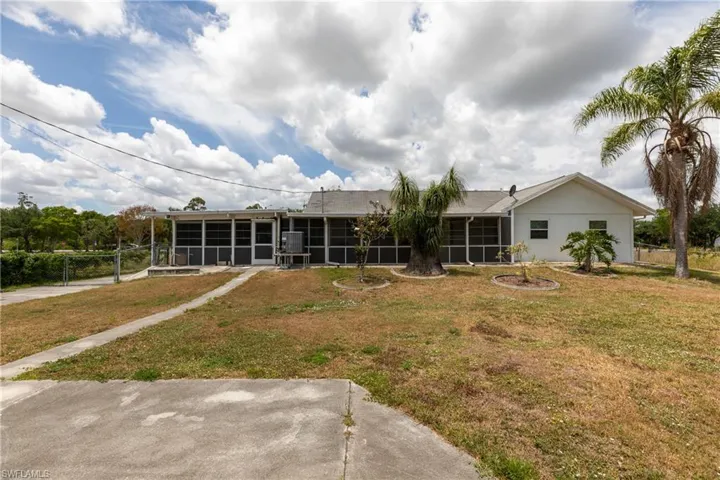 1304 Edward Ave, Lehigh Acres Fl 33972