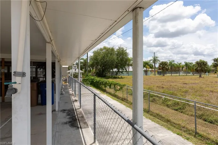 1304 Edward Ave, Lehigh Acres Fl 33972